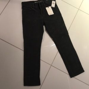With tags! Gap kids Boys’ size 7 corduroy pants!